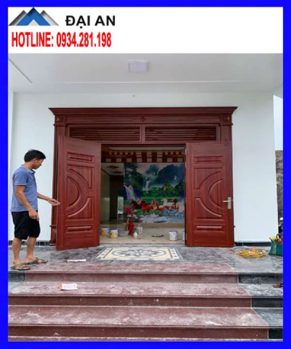 Địa chỉ bán cửa thép vân gỗ giá siêu rẻ ở Dương Kinh Hải Phòng