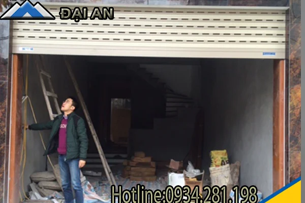 Thanh lý cửa mới còn nguyên tem mác-0934.281.198