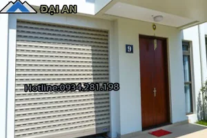 cua-cuon-khe-thoang-D12-doortech-dai-an