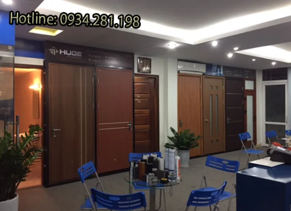 310 Nguyễn Bình Khiêm bán cửa thép vân gỗ chính hãng Hải Phòng